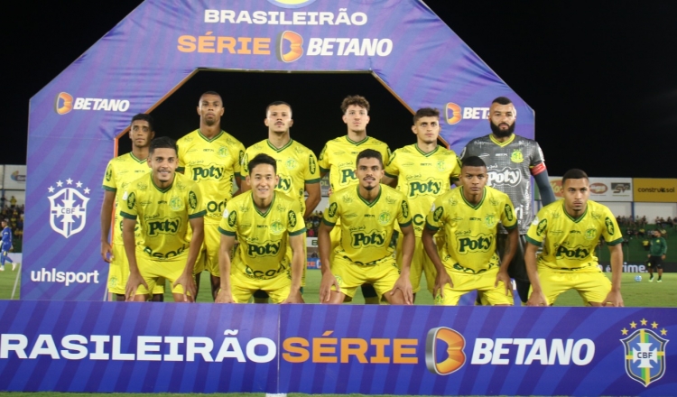 Em jogo sem emoções, Sport empata sem gols com a Tombense pela Série B